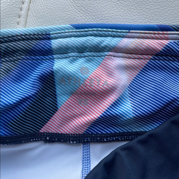 Capris - Picture 2 of 5